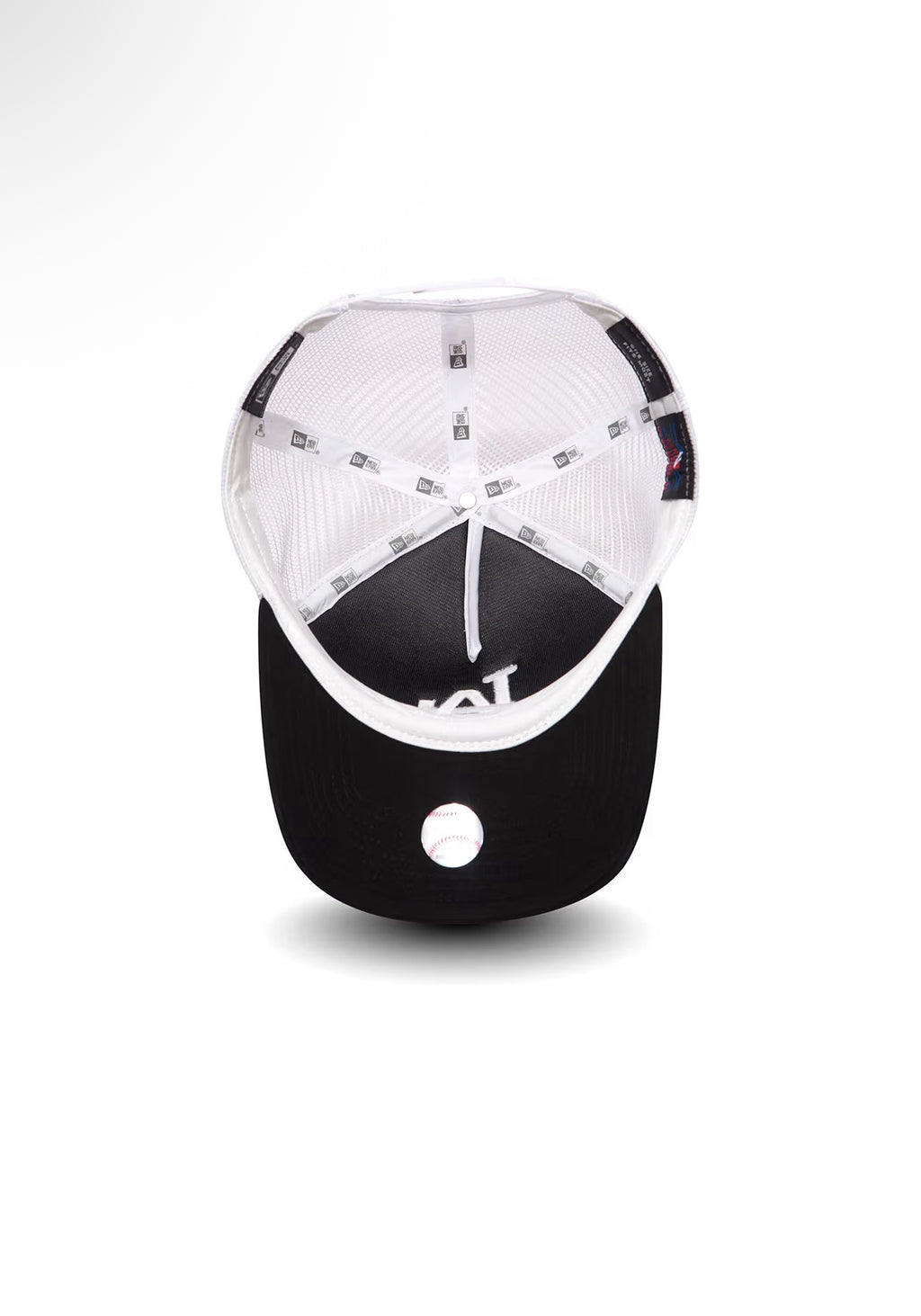 9Forty Trucker La Dodgers Black and White